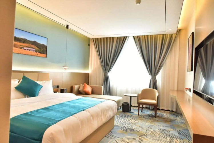 Chongyi Hotel