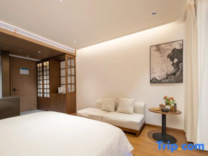 Standard Double room with view