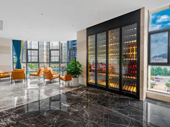 M Hotel