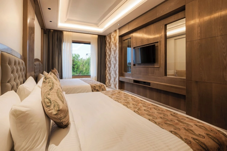 Standard Double Family room with land view