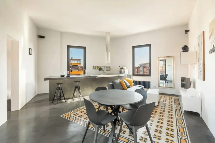 Standard Penthouse room