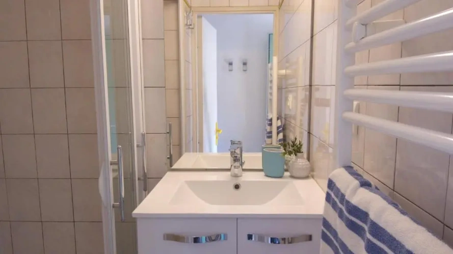 1 Bedroom Double Apartment