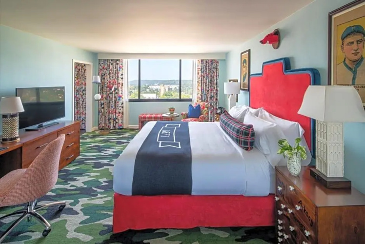 Cosmopolitan Hotel