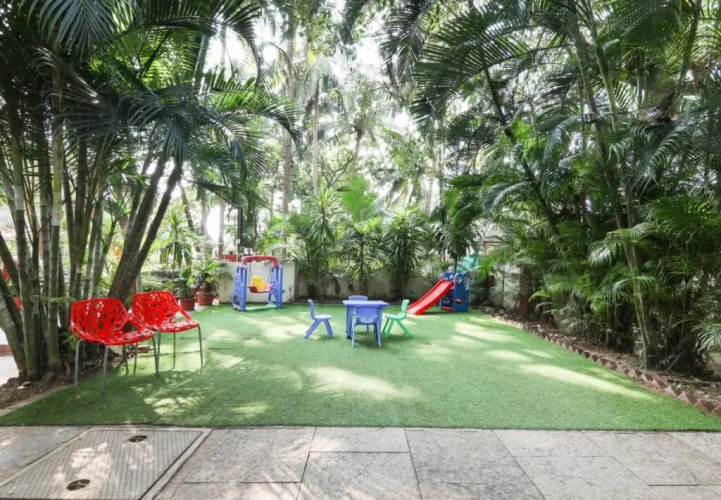 Shruti Resorts