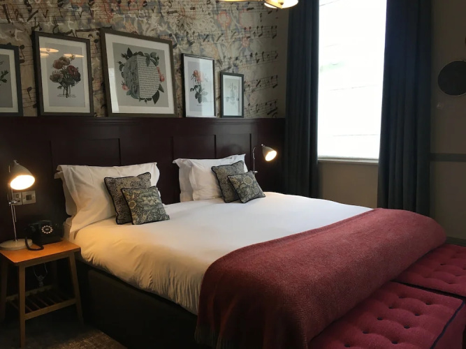 Brook Green Hotel