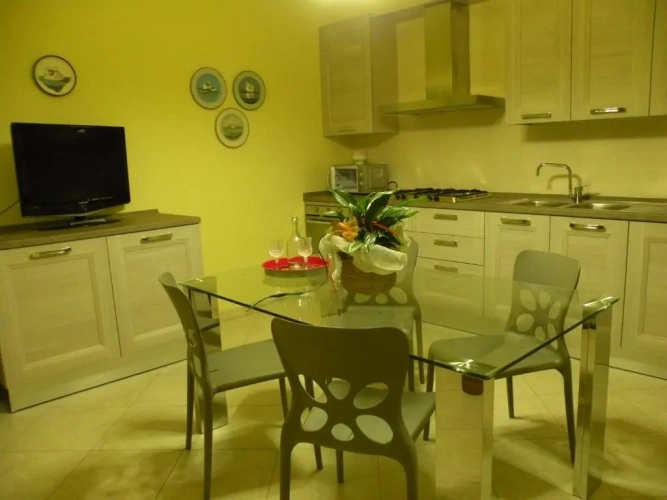 2 Bedrooms Cottage