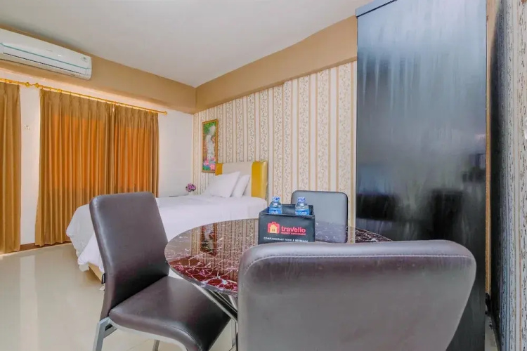Nice And Minimalist Studio At Park View Condominium Apartment