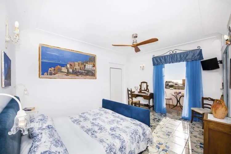 1 Bedroom Classic room with balcony and with sea view