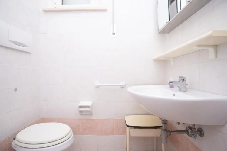 N110 - Numana, Villa Con Giardino E Vista Mare