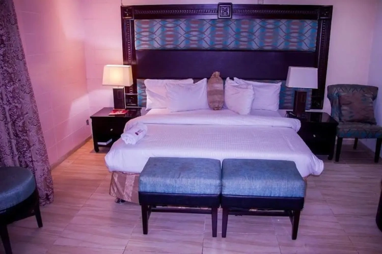 Classic Double Suite