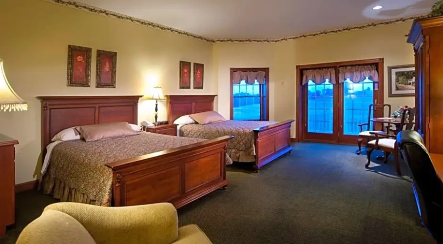 Classic Quadruple room