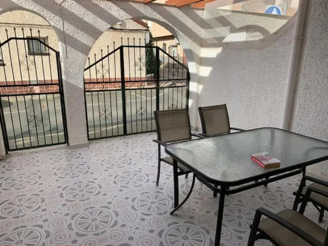 2 bed townhouse lo pagan