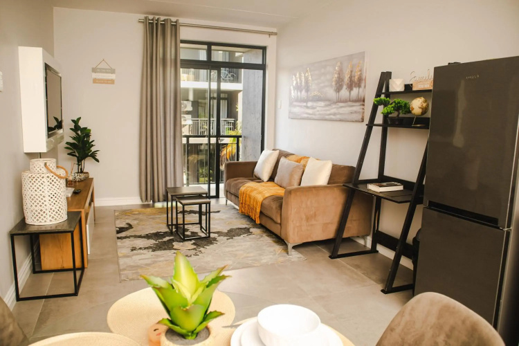 Modern 4 Sleeper Apartment