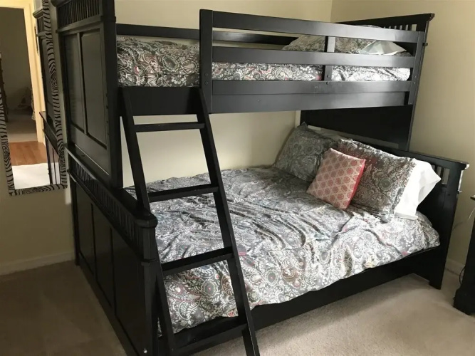 7 Bed 1809