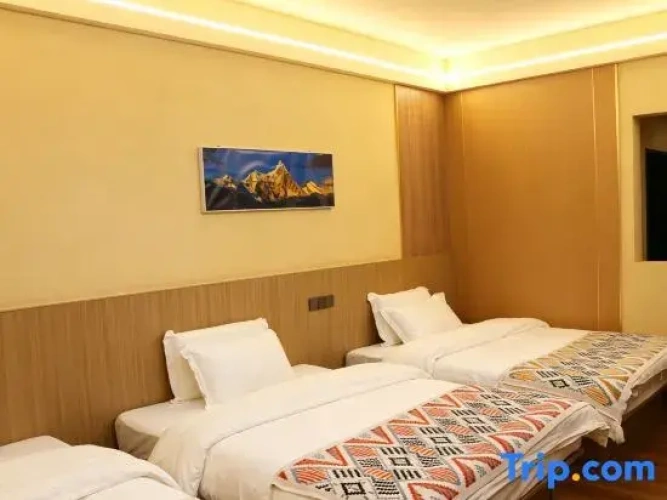 Deluxe Triple room