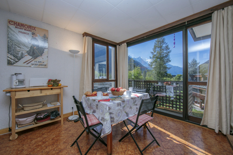 Residence de Lognan- Les Drus 18