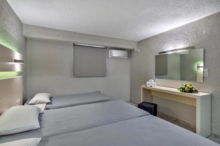 Halaris Rooms