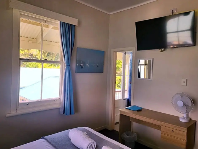 Mangonui Hotel