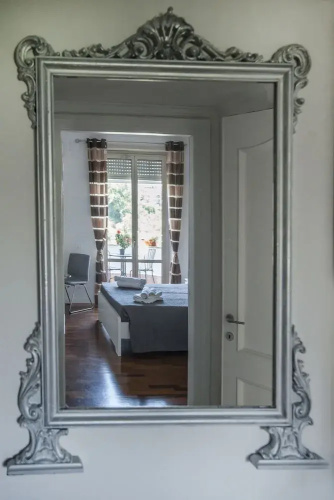Vignola Apartment