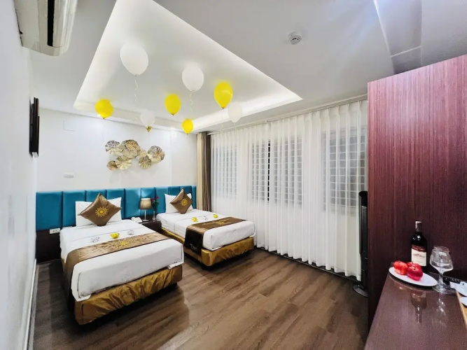 239 Hotel