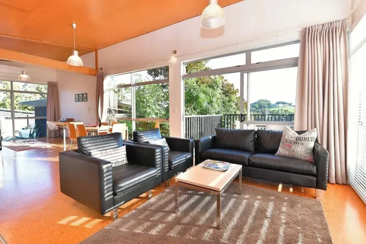 2 Bedrooms Luxury Cottage