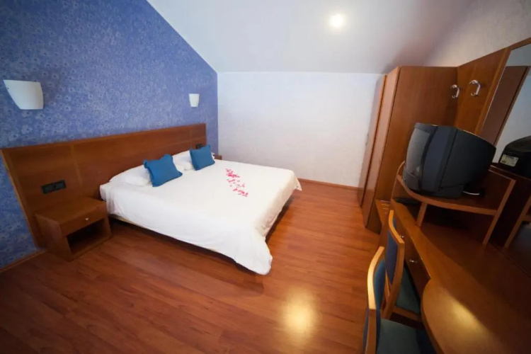 Hotel Zlatni Lav