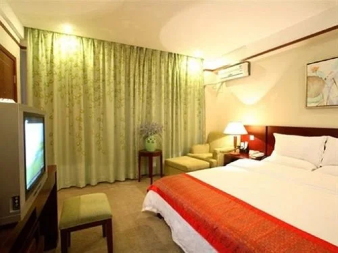 Oriental Landscape Holiday