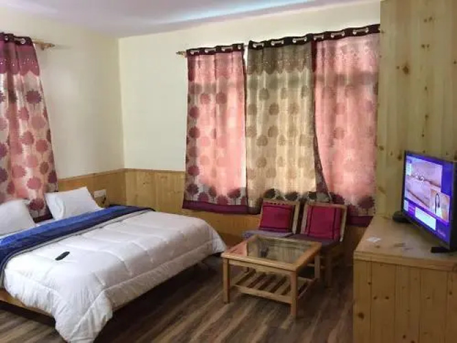 Pink Bud Cottage Manali - Nested In Nature's Lap