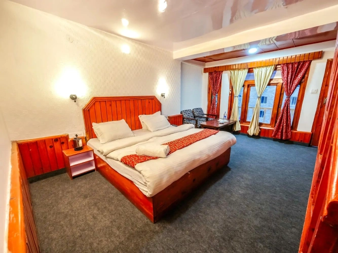 Standard Quadruple room with balcony
