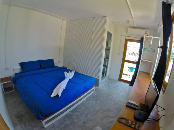 Neptune Hostel Guesthouse