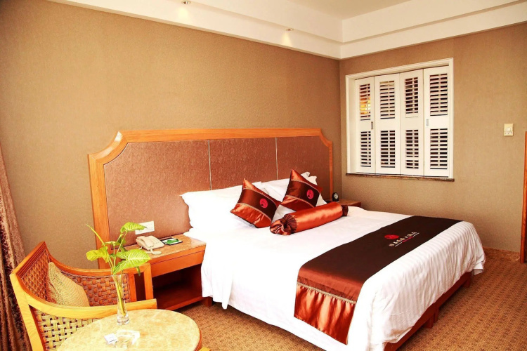 Waika Hotel