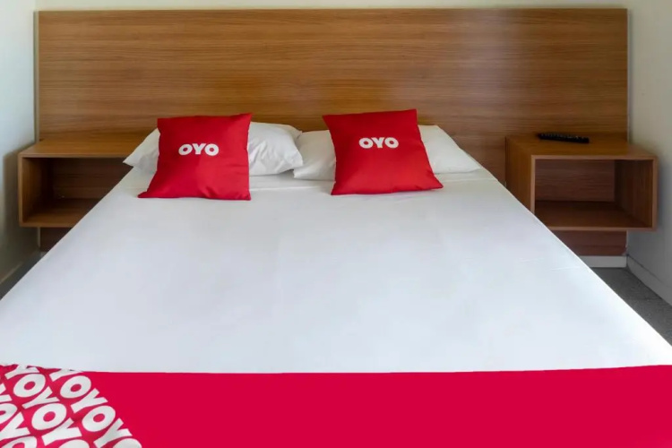 OYO Piuma Palace Hotel