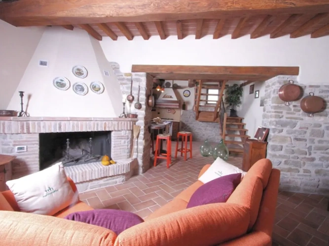 3 Bedrooms Classic Apartment