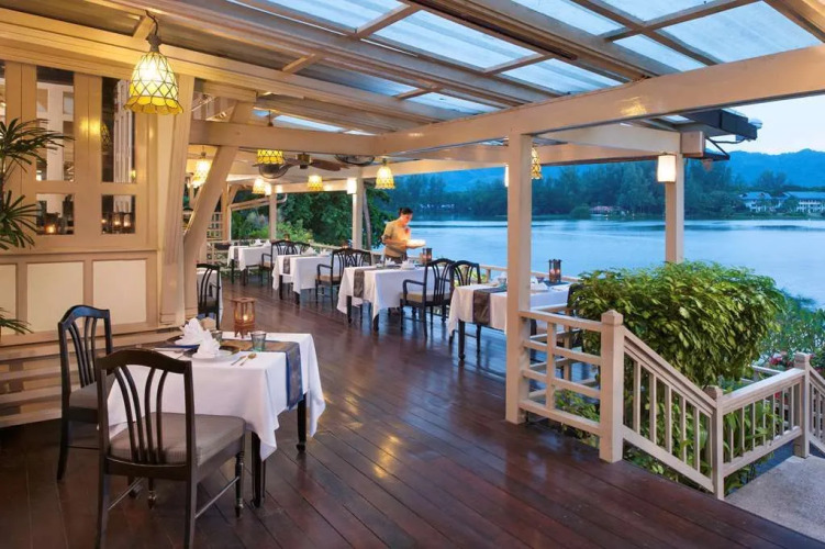 Dusit Thani Laguna Pool Villa Hotel Overview