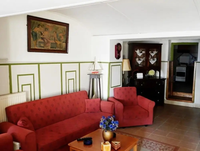 Akanthos Hotel