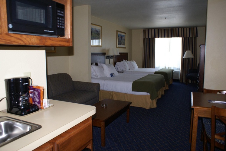 Quadruple Suite
