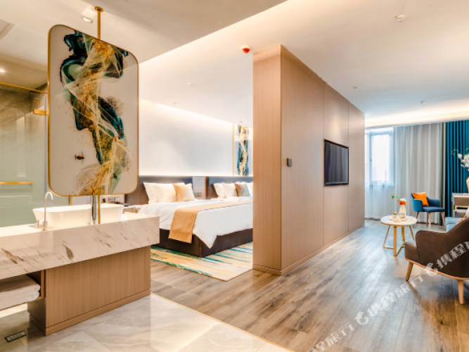 Double Suite