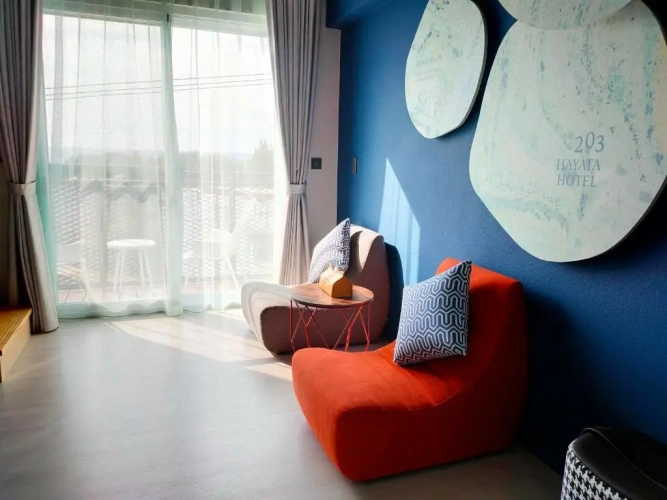 Double Duplex Suite with partial view
