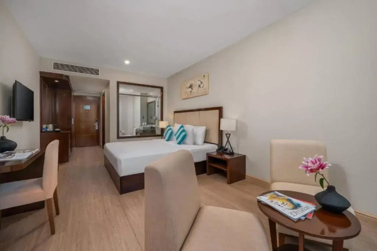 Superior Double room with city view