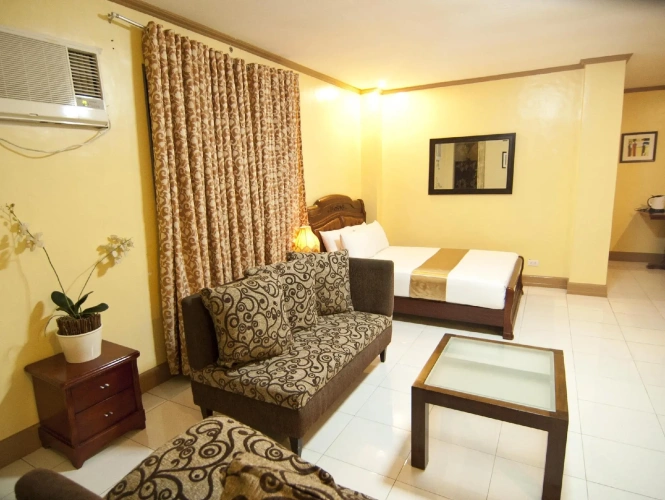 Deluxe Suite