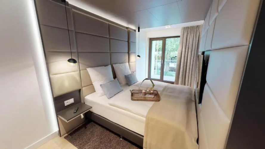 White Pearl Apartment 1.12
