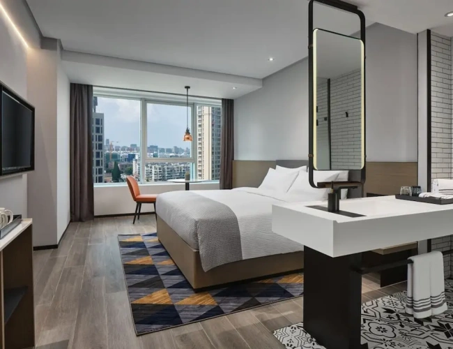 Superior Single room with city view