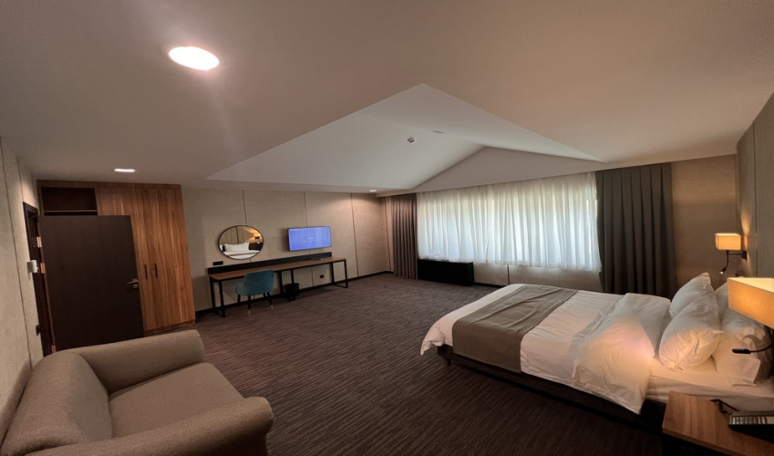 Pyramids Resort (Пирамидс Резорт)