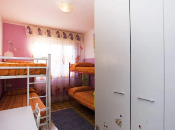 2 Bedrooms Quadruple Apartment