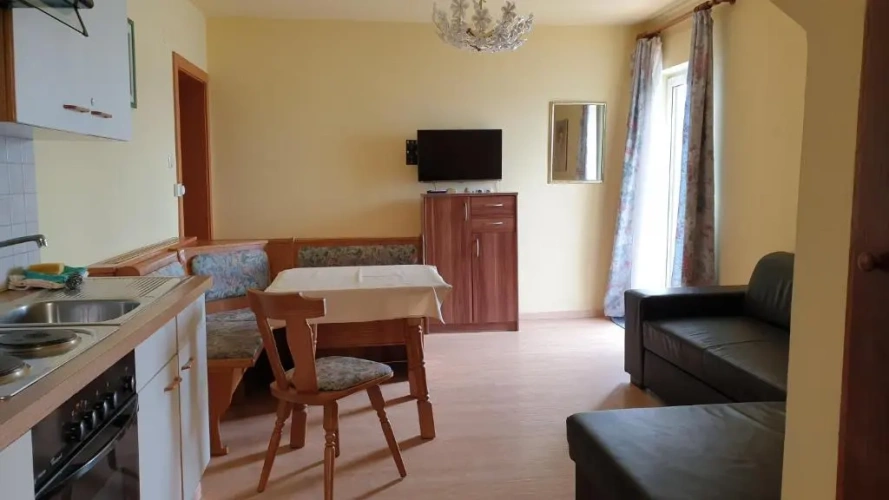 2 Bedrooms Apartment with lake view