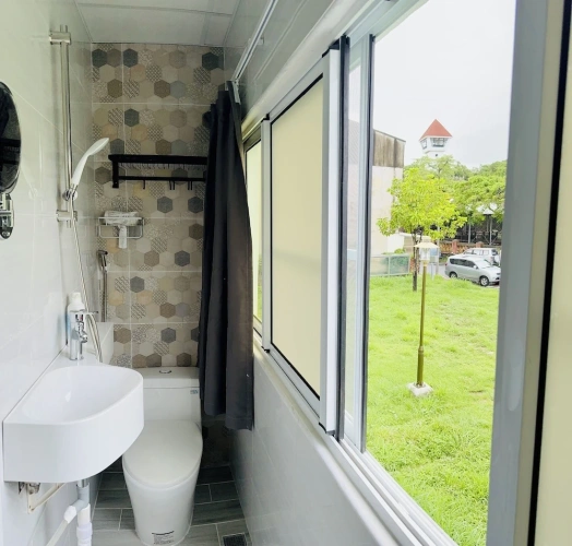 Comfort room