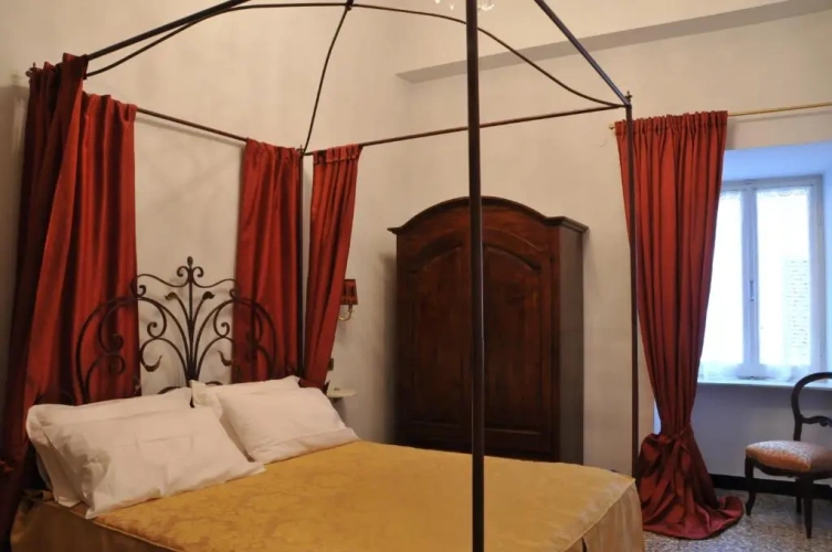 Classic Triple room