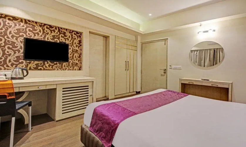 Treebo Tryst Hotel Radiant