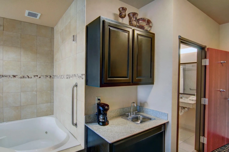 Double Suite