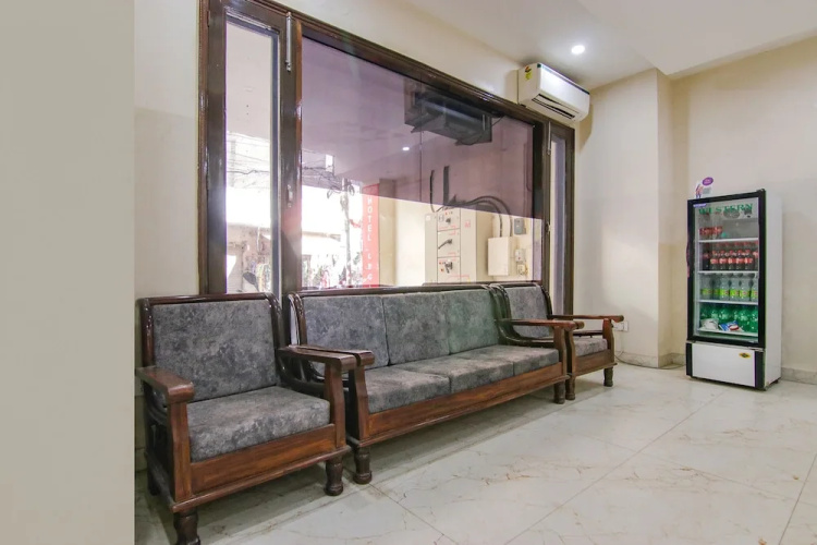 Fabhotel Legacy
